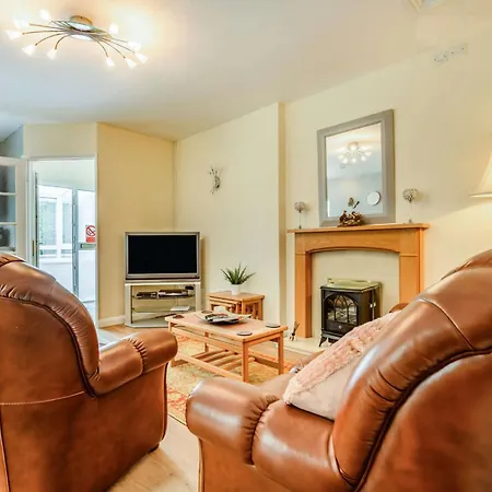 2 Bed In 49197 Hotel Cockermouth