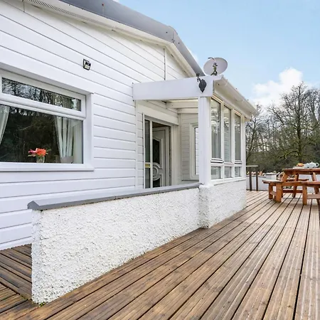 2 Bed In 49197 Hotel 4*