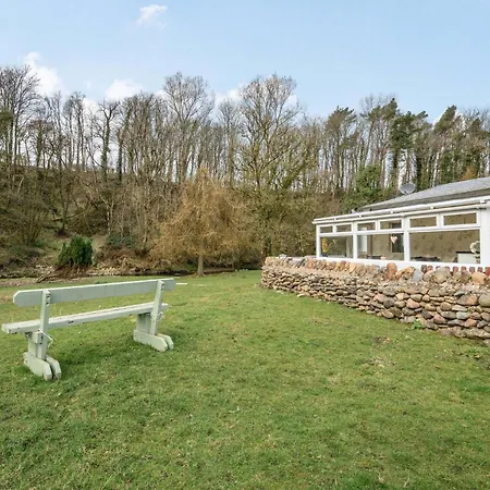 2 Bed In 49197 Hotel 4*